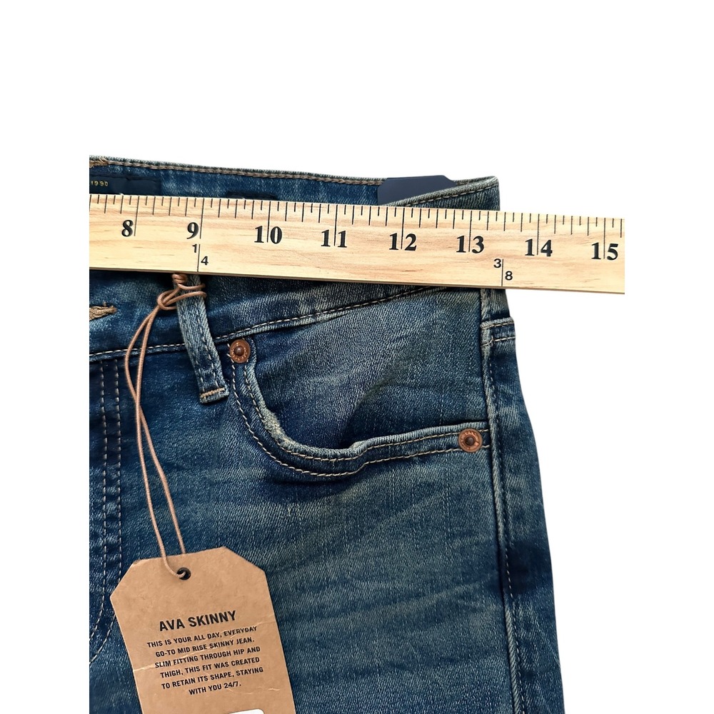 NWT Lucky Brand Ava Skinny Distressed Ankle Jeans Medium Wash Raw Hem Size 4/27 - Picture 5 of 9